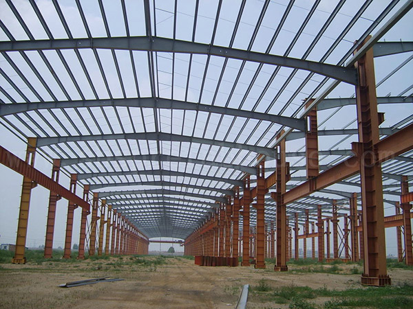 Light steel structure warehouse construction